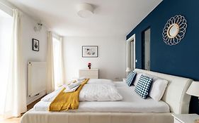 Cozy 1Br Duplex Near Center By Hm